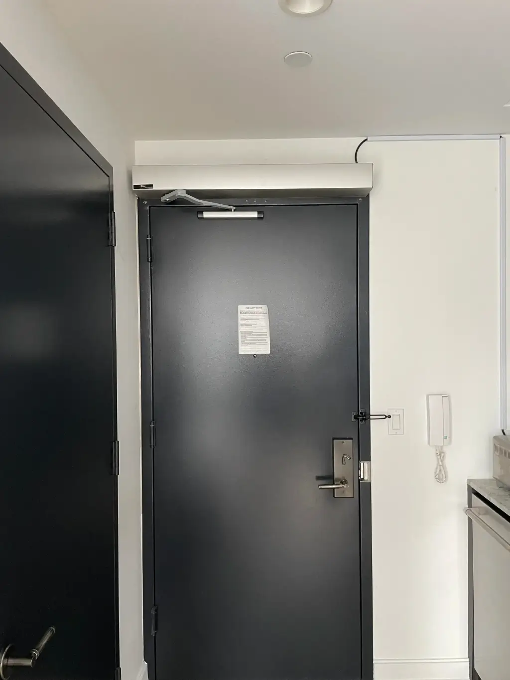 Automatic Fireproof Door Repair